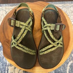 Chaco Women’s Sandal Size 8